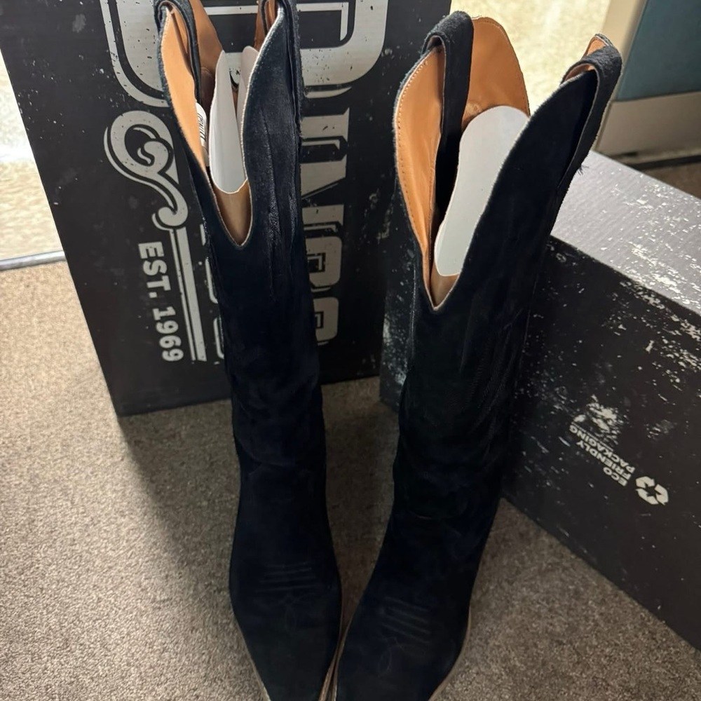 Dingo Black Suede Heeled Boots - Picture 2 of 4